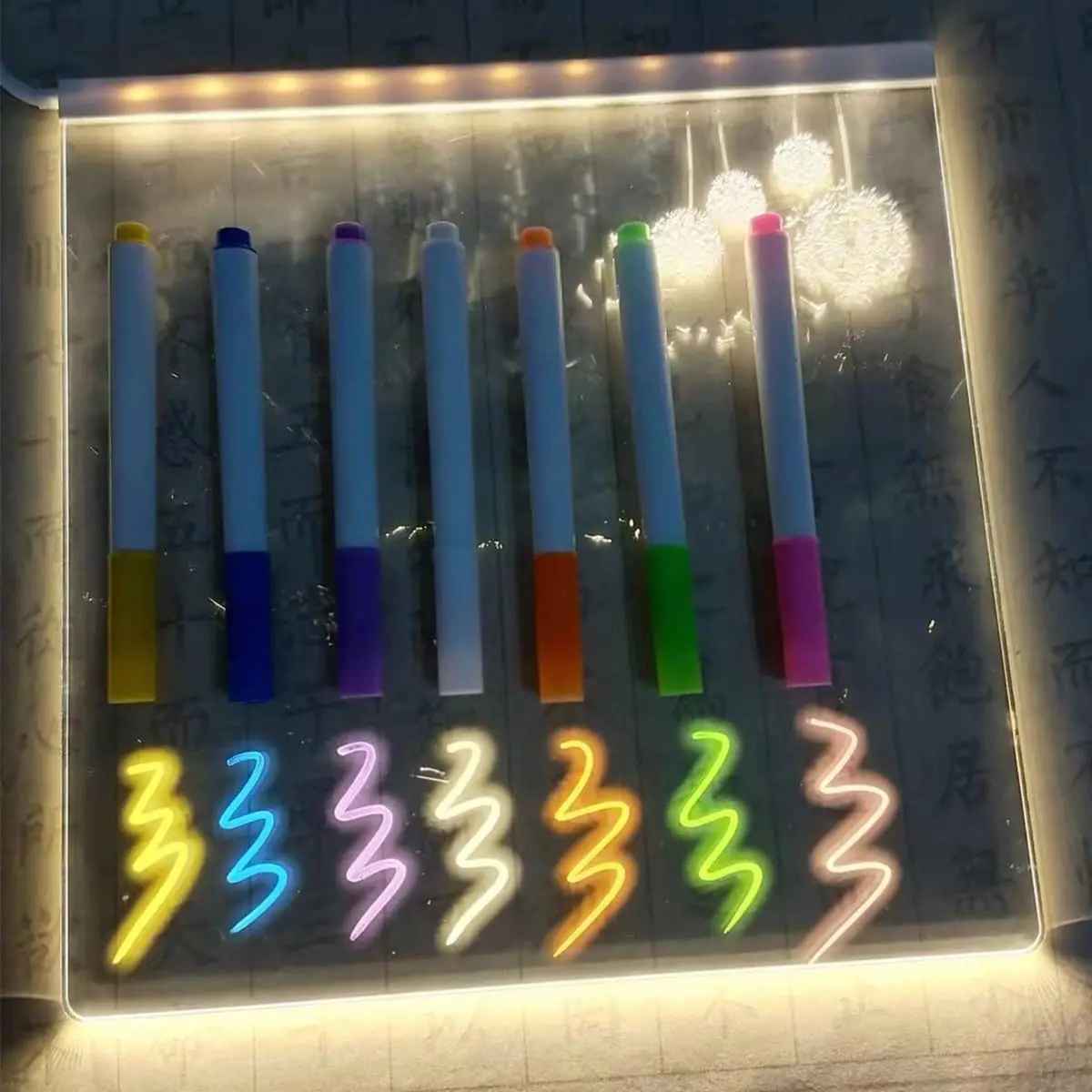 Pizarra LED Acrílica + 7 lápices de colores